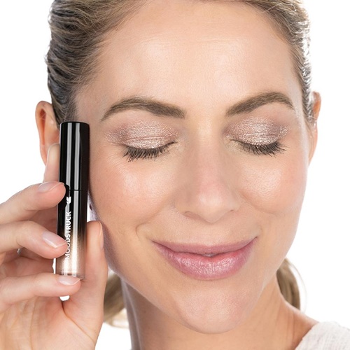 Younique Moodstruck luxuriöser Flüssiglidschatten Champagner Champagne Bubbles