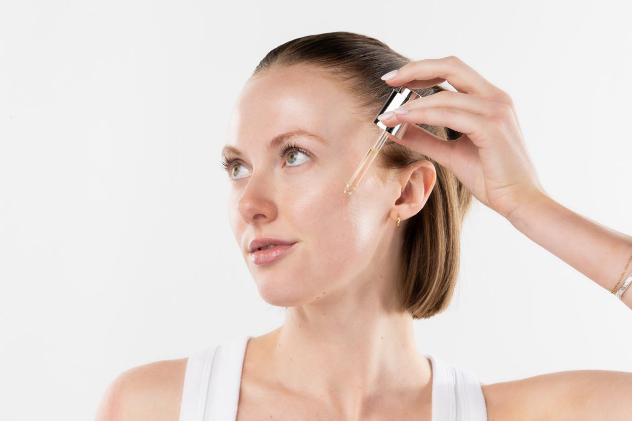 Younique Youniversal feuchtigkeitsspendendes Squalanöl wie verwenden