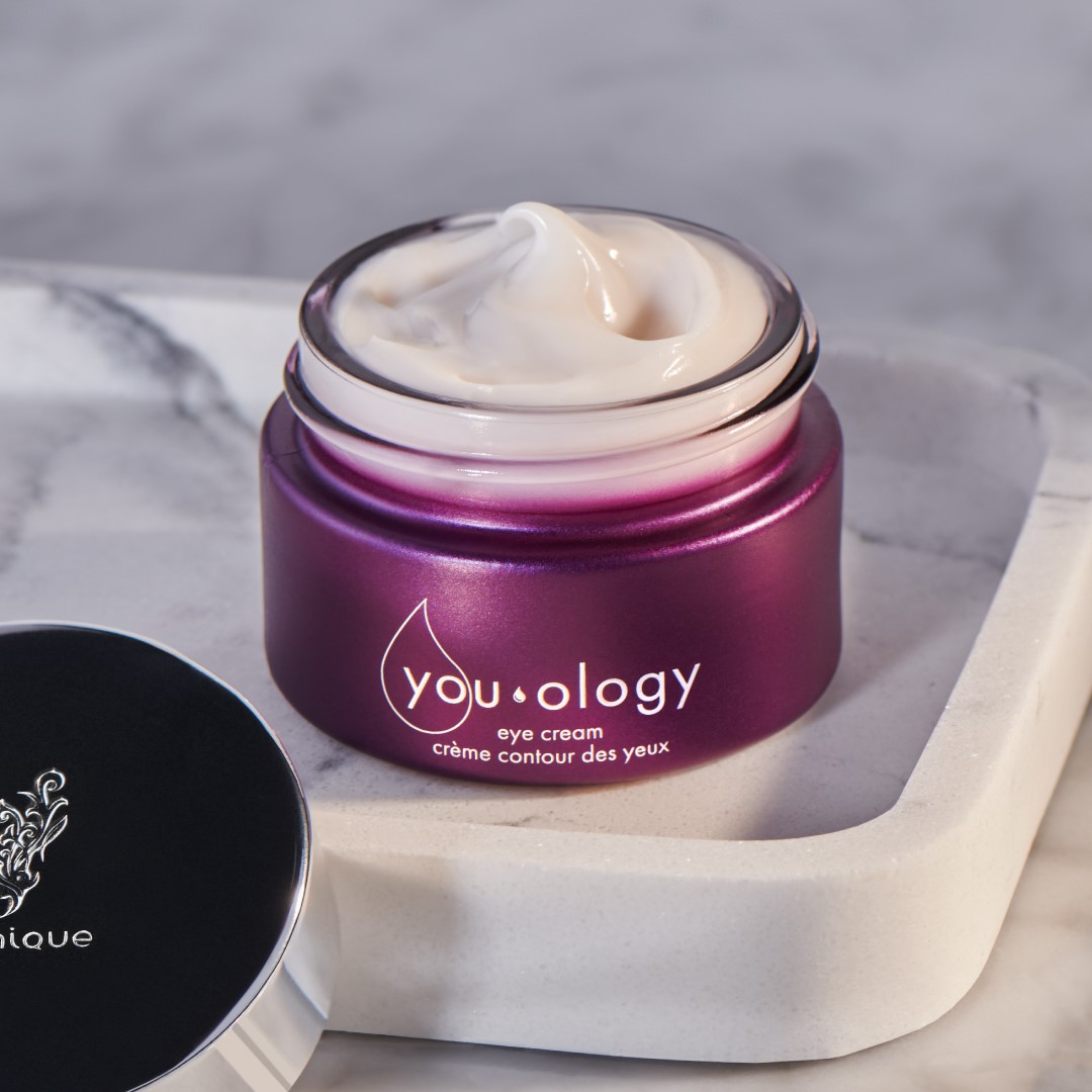 Younique YOUOLOGY LSF 30 schützendes beauty fluid mit UVA UVB 2